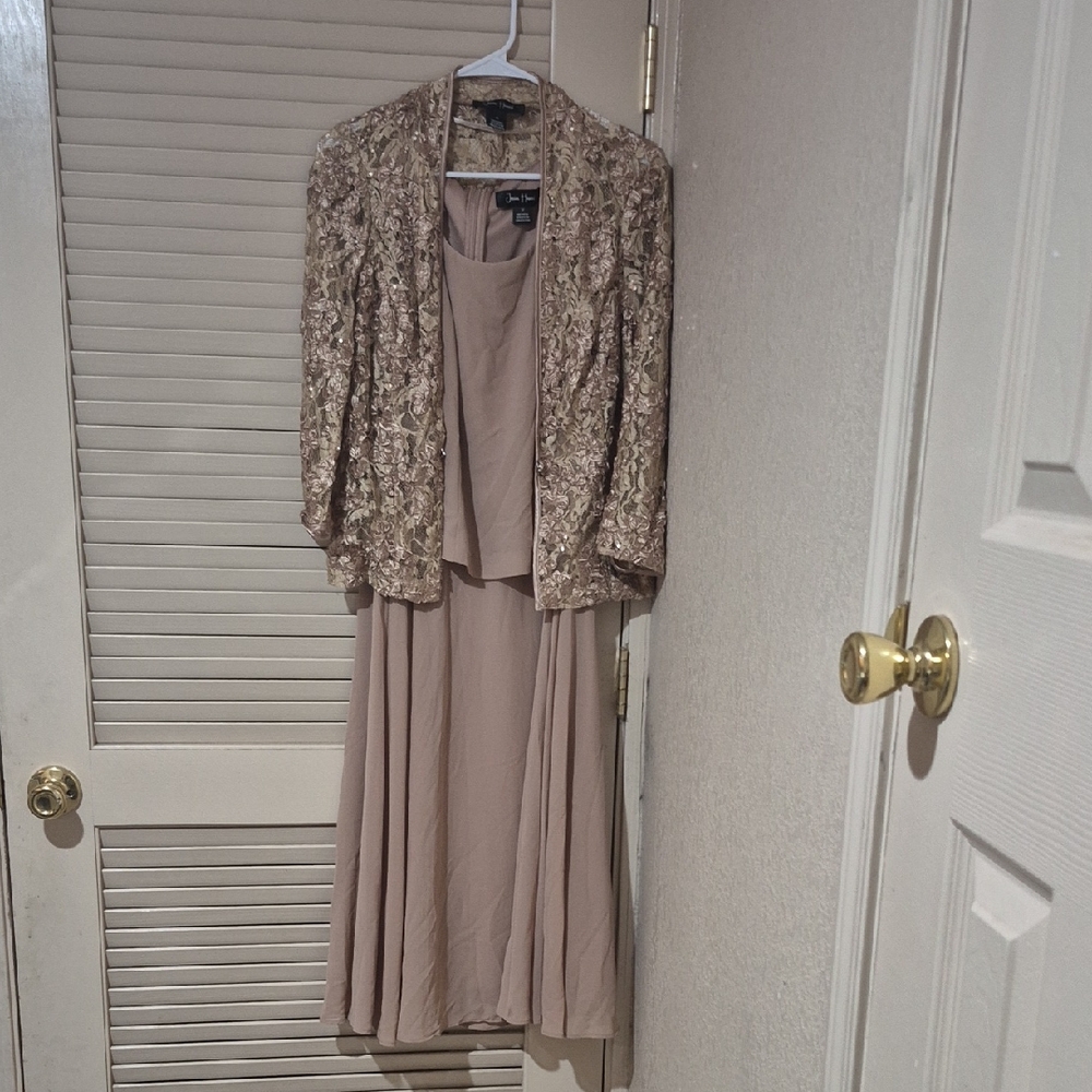 Jessica Howard Beige Lace Overlay Dress